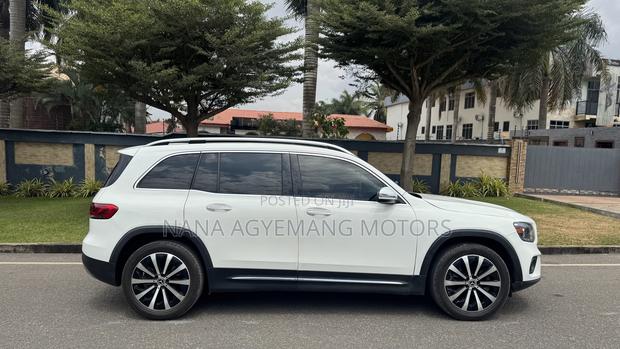 Mercedes-Benz GLB-Class GLB 250 4MATIC 2021 White