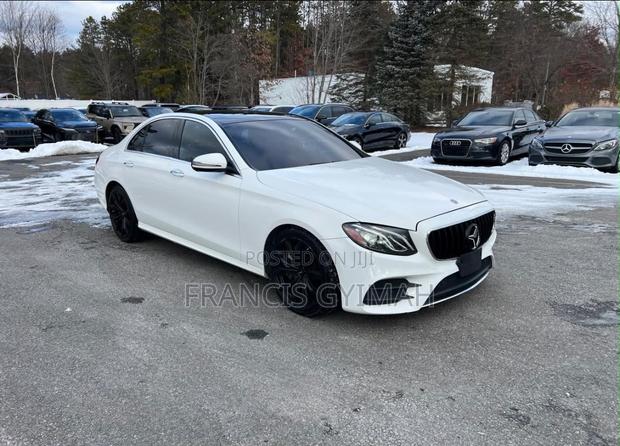 Mercedes-Benz E300 2018 White