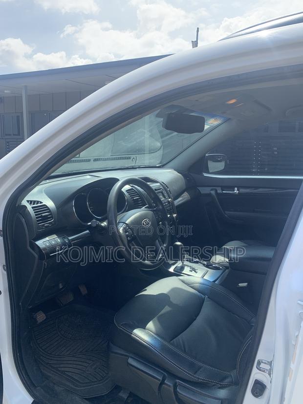 Kia Sorento 2012 White