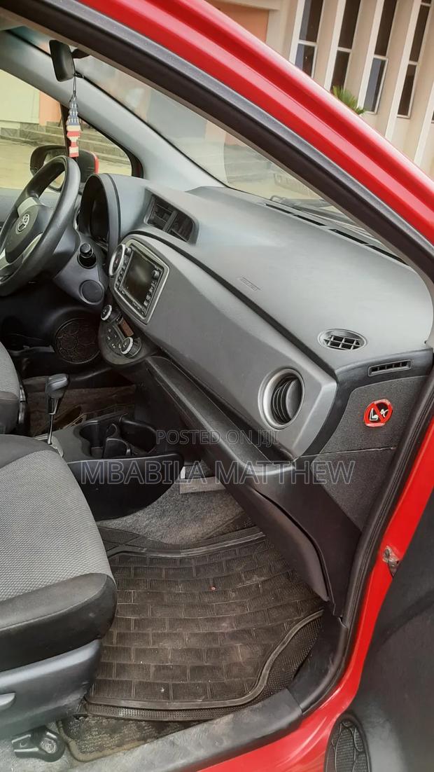 Toyota Vitz 2014 Red