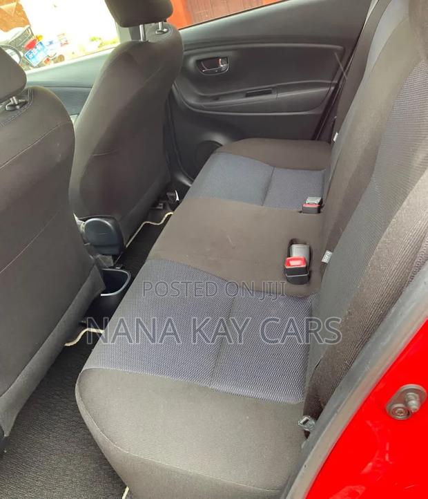Toyota Vitz 1.3 AWD 5dr 2016 Red