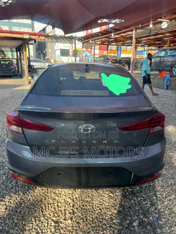 Hyundai Elantra 2020 Black