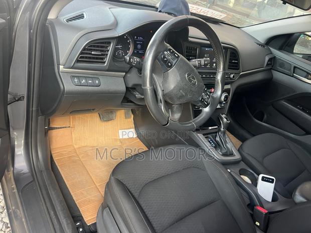 Hyundai Elantra 2020 Black