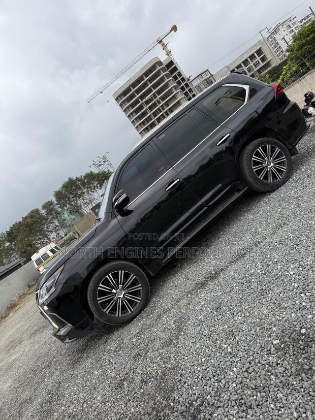 Lexus LX 570 AWD 2019 Black