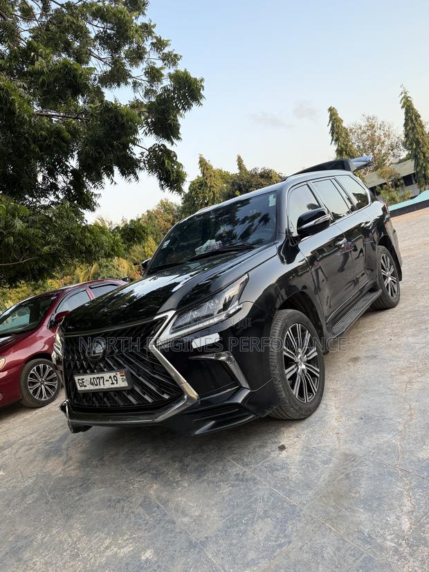 Lexus LX 570 AWD 2019 Black