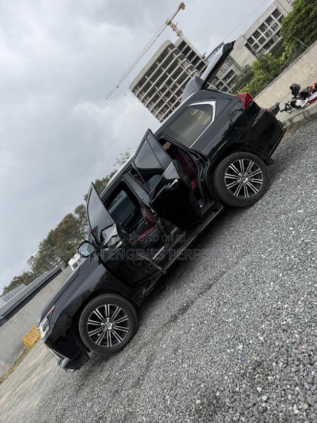 Lexus LX 570 AWD 2019 Black