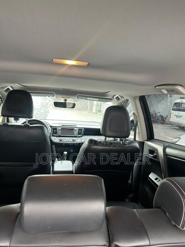 Toyota RAV4 2018 Black