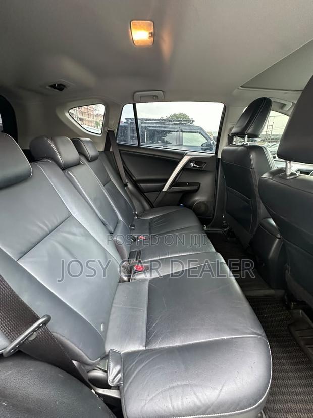 Toyota RAV4 2018 Black