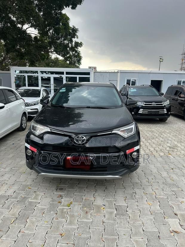 Toyota RAV4 2018 Black