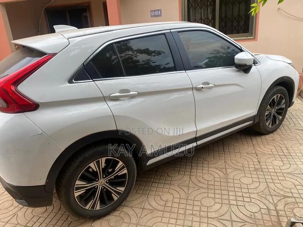 Mitsubishi Eclipse 2018 White