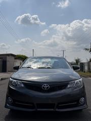 Toyota Camry SE 4dr Sedan (2.5L 4cyl 6A) 2014 Gray for sale