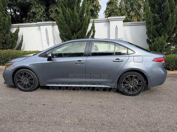 Toyota Corolla 2020 Silver