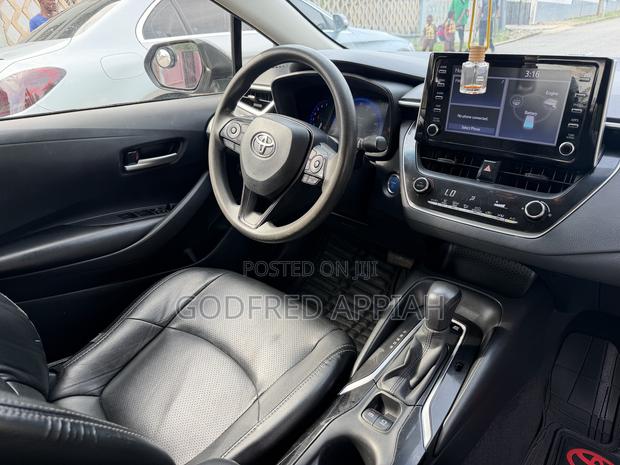 Toyota Corolla 2020 Silver