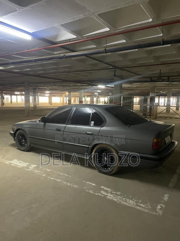 BMW 5 Series 1995 Green
