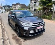 Toyota Highlander LE 4x2 V6 (3.5L 6cyl 8A) 2017 Gray for sale