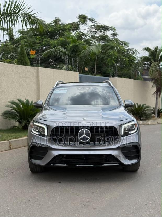 Mercedes-Benz GLB-Class 2021 Gray