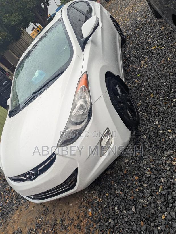 Hyundai Elantra Limited 2012 White