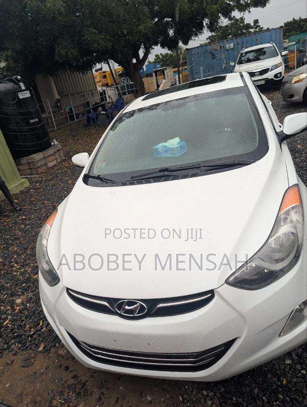 Hyundai Elantra Limited 2012 White