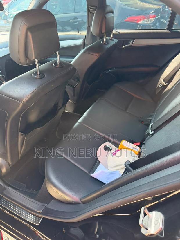 Mercedes-Benz C250 2014 Black