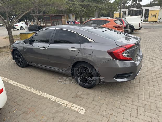 Honda Civic Touring Sedan 2018 Gray