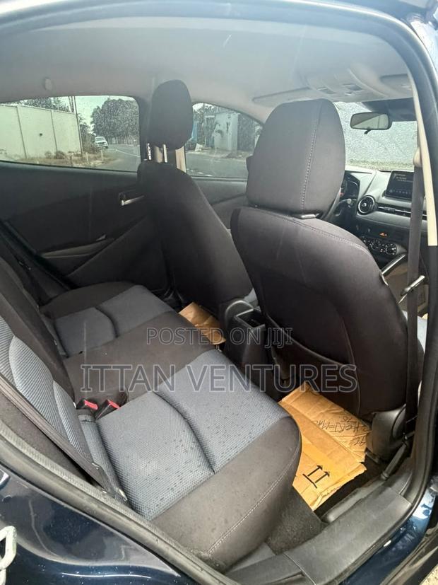Toyota Yaris iA 1.5 FWD 2016