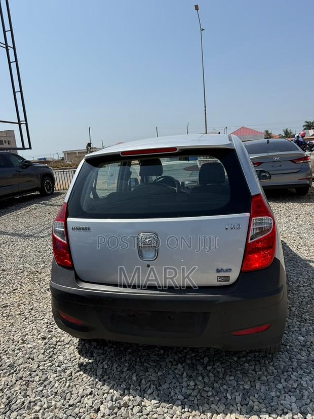 Hyundai I10 2012 Silver
