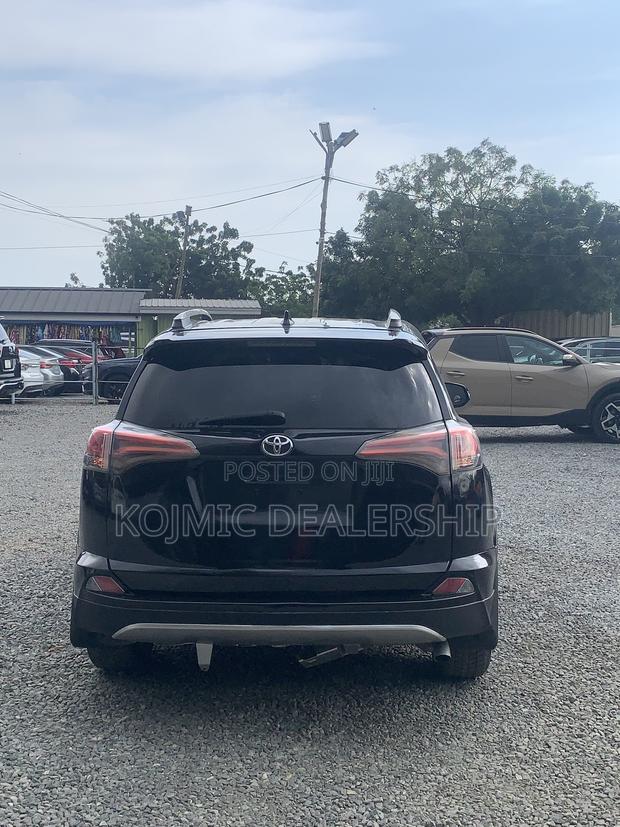 Toyota RAV4 2017 Black