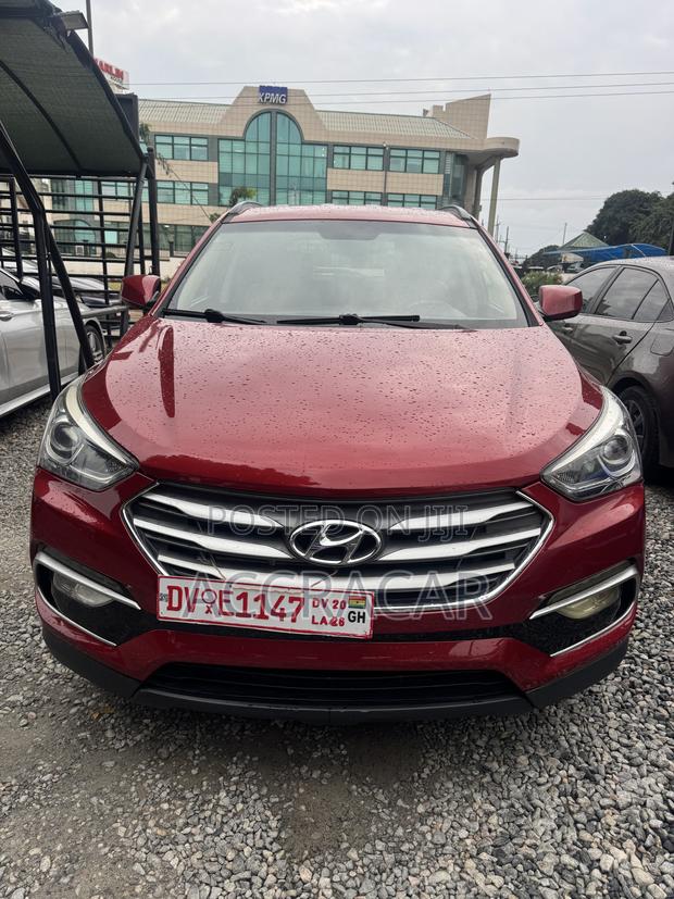 Hyundai Santa Fe 2018 Red