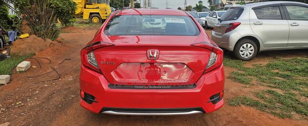 Honda Civic 2019 Red