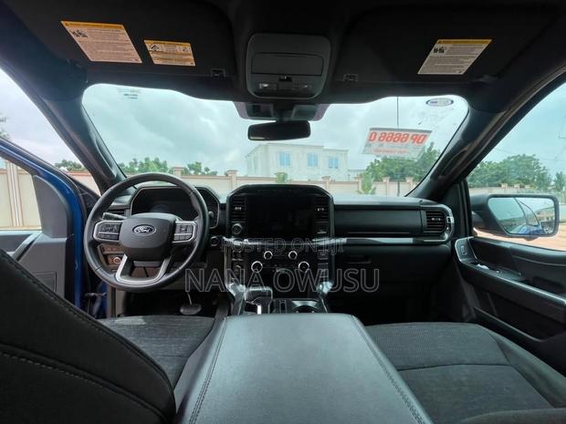 Ford F-150 XLT 2023 Blue