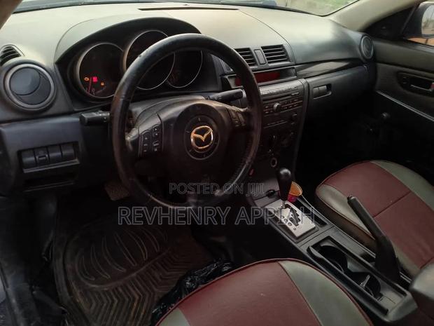Mazda 3 2.0 i Sport Sedan Automatic 2010 Gray