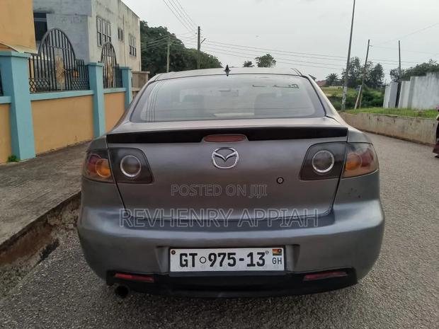 Mazda 3 2.0 i Sport Sedan Automatic 2010 Gray