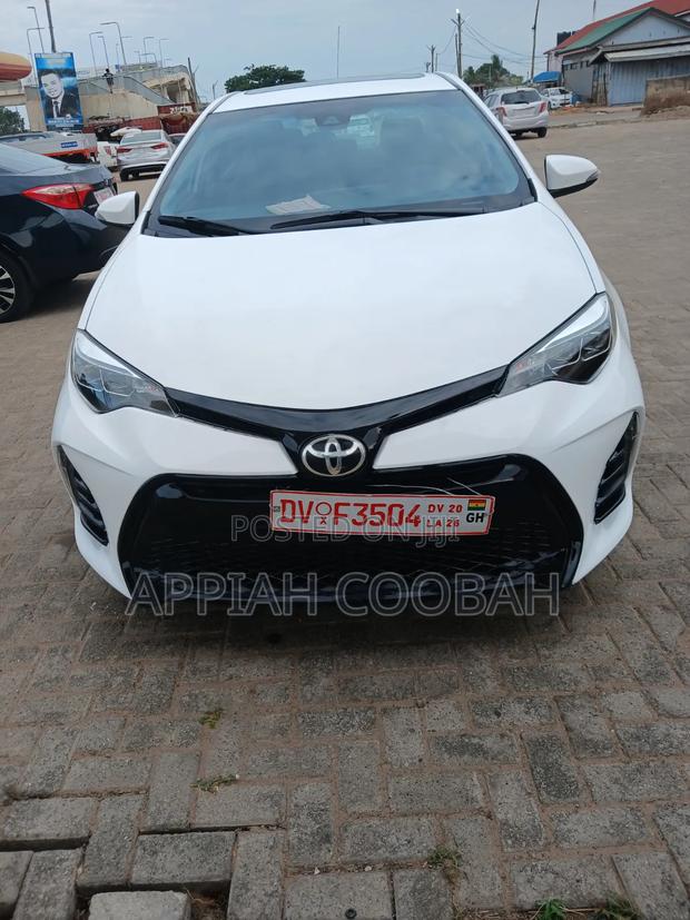 Toyota Corolla 2017 White