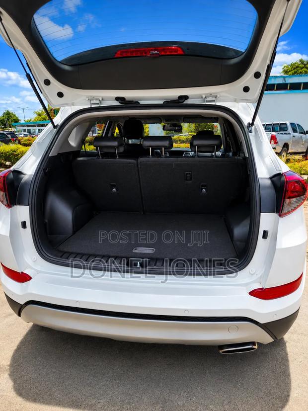 Hyundai Tucson Eco FWD 2017 White