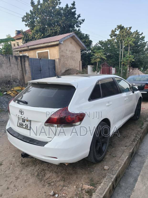 Toyota Venza 2009 White