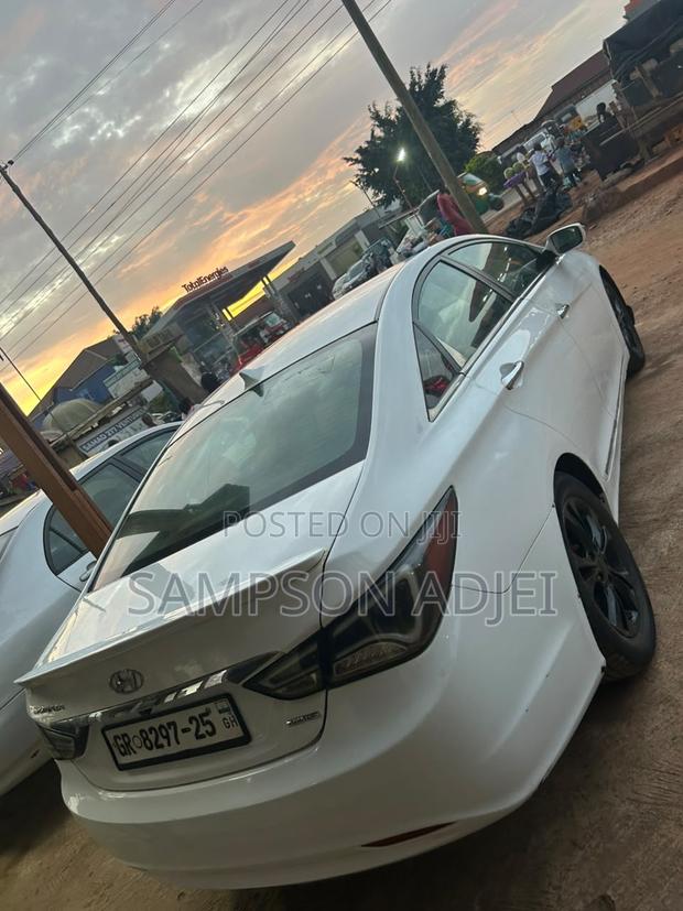 Hyundai Sonata 2013 White