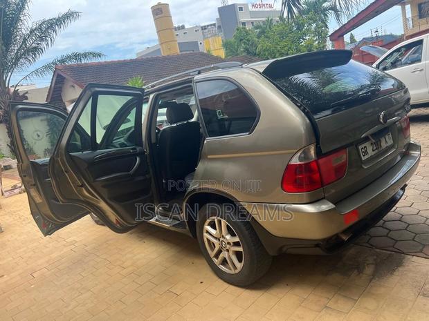 BMW X5 2005 Green