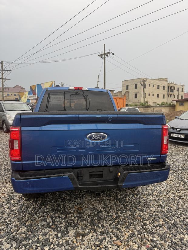 Ford F-150 2023 Blue
