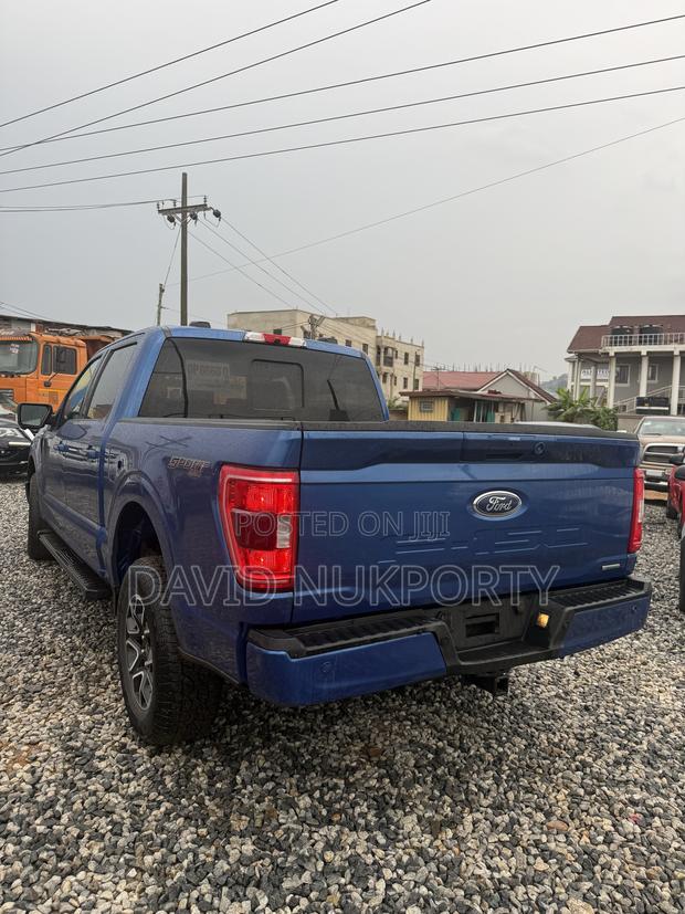 Ford F-150 2023 Blue