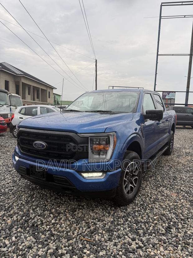 Ford F-150 2023 Blue