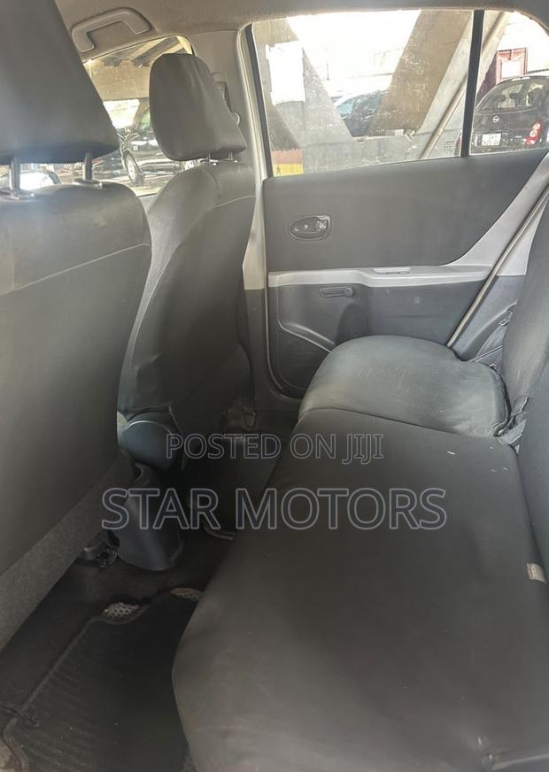 Toyota Yaris 2010 White