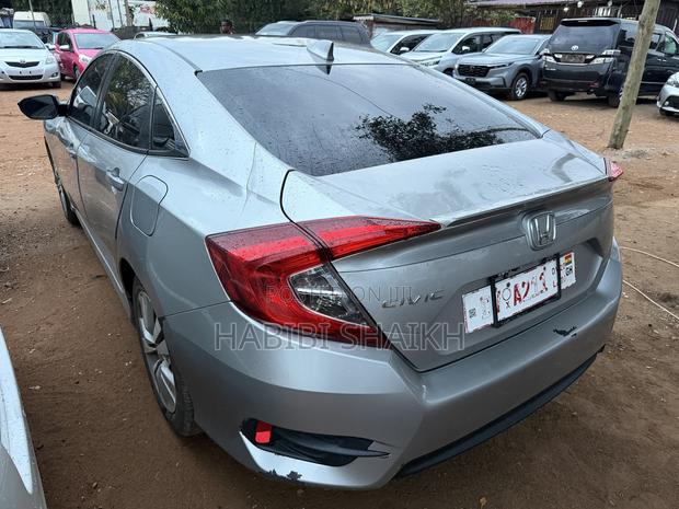 Honda Civic Touring 4dr Sedan (1.5L 4cyl) 2016 Silver