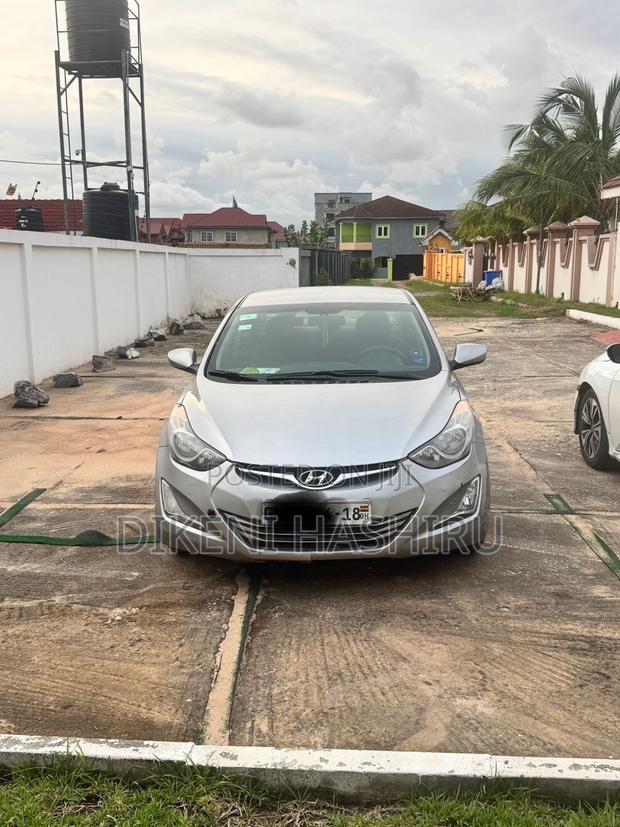 Hyundai Elantra 2013 Silver