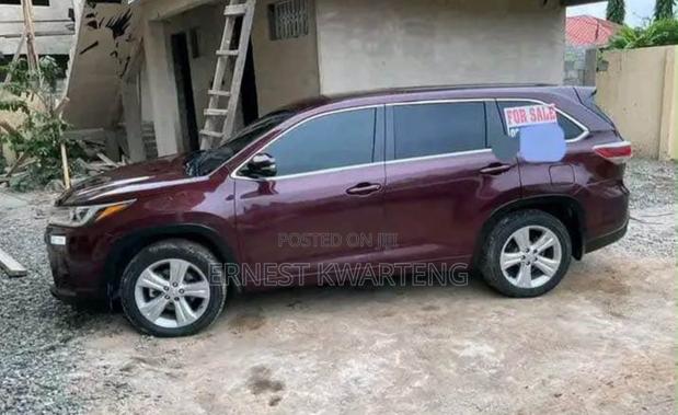 Toyota Highlander 2017 Brown