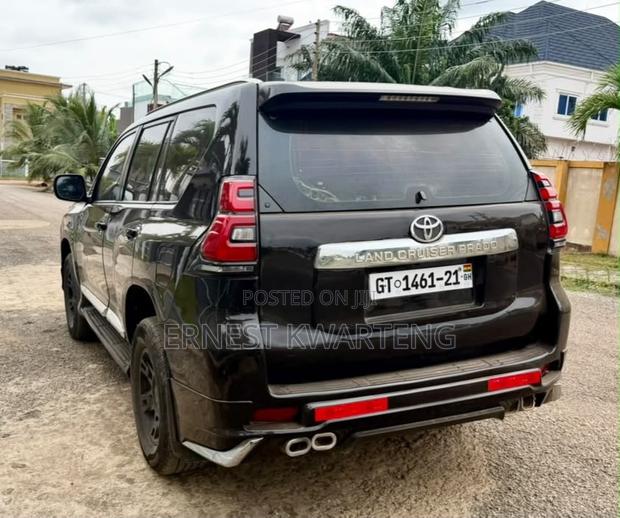 Toyota Land Cruiser Prado 2015 Black