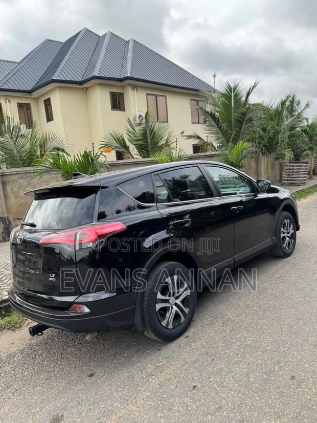 Toyota RAV4 2018 Black