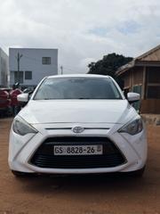 Toyota Yaris 1.5 Sedan L 2020 White for sale