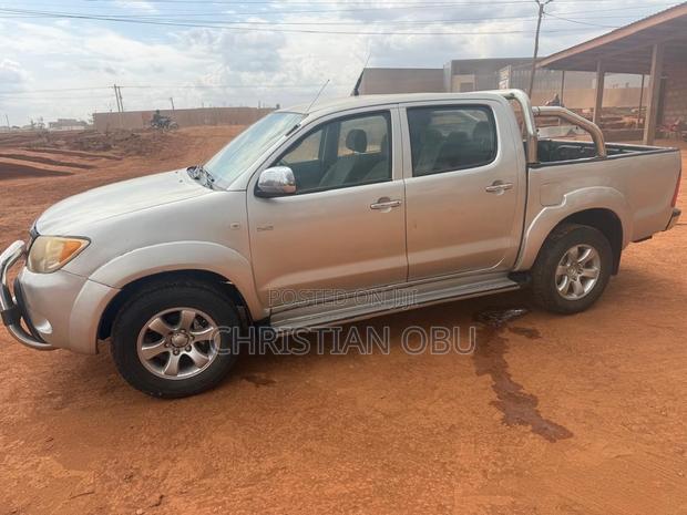 Toyota Hilux 2.5 2006 Silver