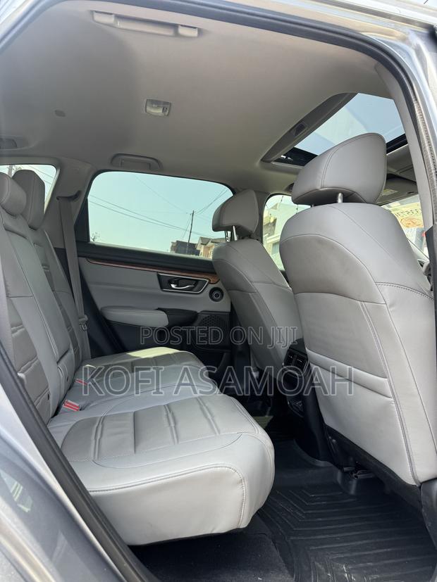 Honda CR-V Touring 4dr SUV (1.5L 4cyl CVT) 2017 Silver