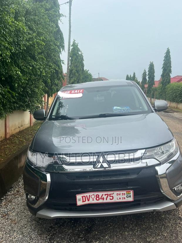 Mitsubishi Outlander 2016 Silver